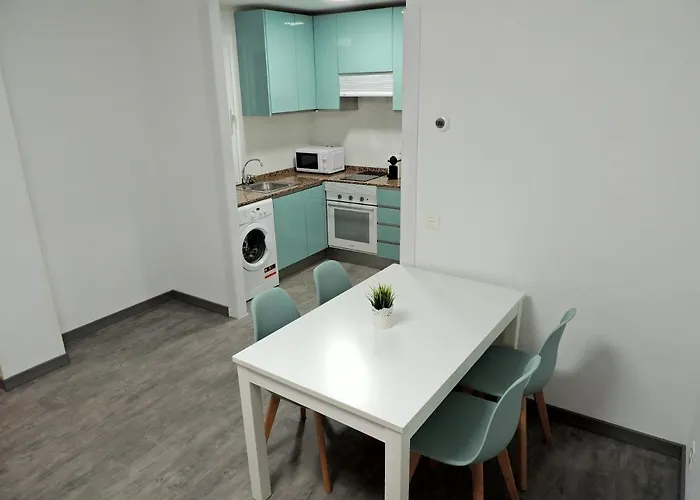 Casa Gascona Con Parking, Wifi Y Netflix Gratis!! By Delabra