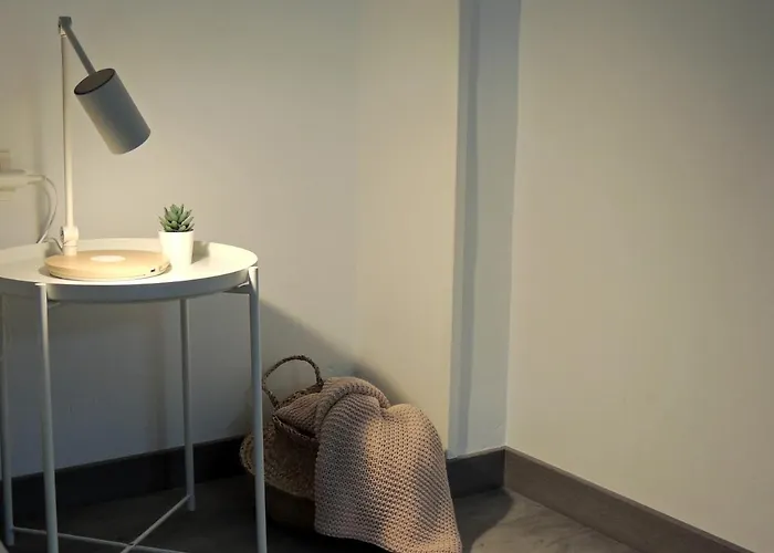 Casa Gascona Con Parking, Wifi Y Netflix Gratis!! By Delabra Oviedo